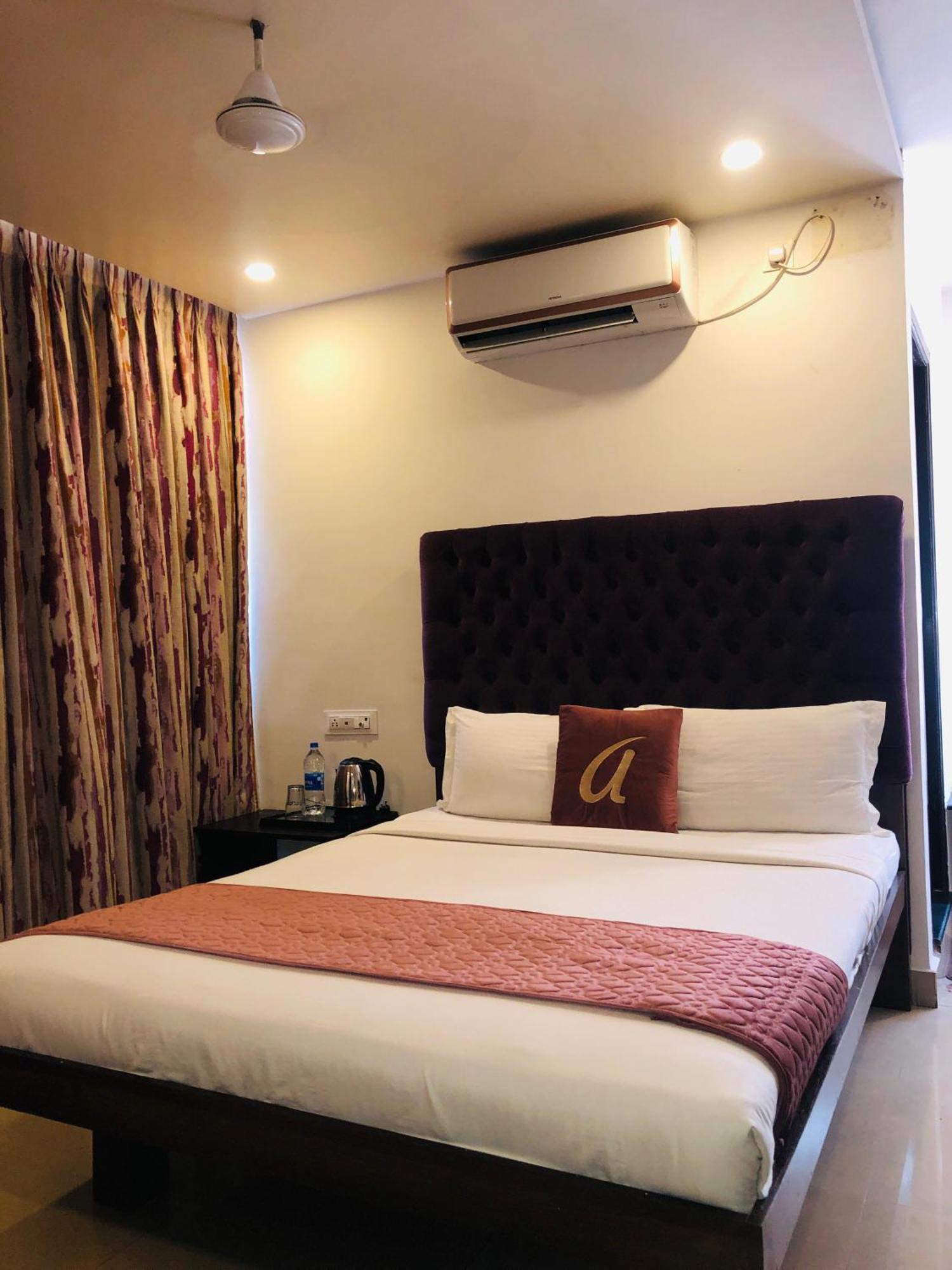 Astra Hotels & Suites - Hsr Layout Sector 1, Near Ecospace Bellandur Bengaluru Kültér fotó
